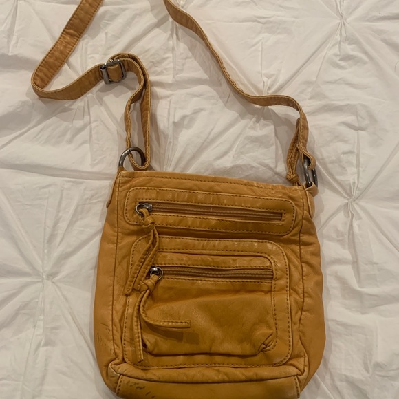 Bueno Bags Womens Cross Over Body Bag Poshmark